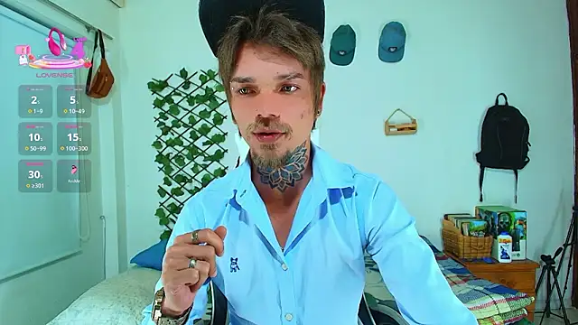 Snapshot of Gold_Loyal77 chatting on 7, 2, 2026 Gold Loyal77 online show from 7, 2, 2026