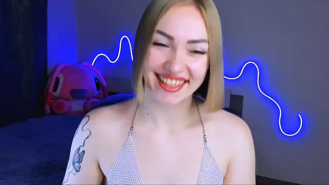 Snapshot of LaraKrein_lk chatting on 19, 9, 2025 LaraKrein lk online show from 19, 9, 2025