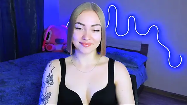 Snapshot of LaraKrein_lk chatting on 29, 9, 2025 LaraKrein lk online show from 29, 9, 2025