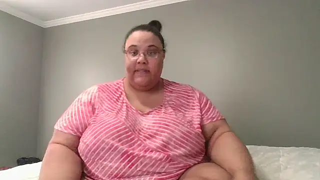 SexyBBW10790 online show from 8, 2, 2026