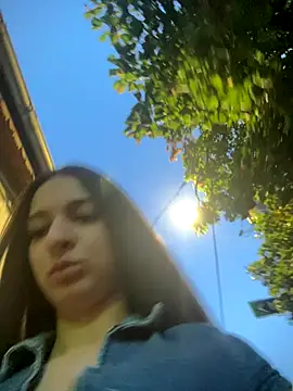 Snapshot of Anyssia chatting on 8, 9, 2025 Anyssia online show from 8, 9, 2025