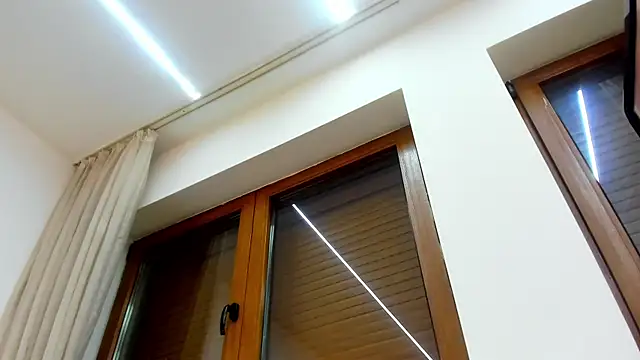 Snapshot of Anyssia chatting on 21, 11, 2025 Anyssia online show from 21, 11, 2025