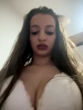 Snapshot of Anyssia chatting on 1, 12, 2025 Anyssia online show from 1, 12, 2025