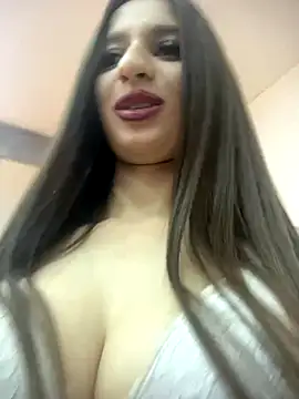 Snapshot of Anyssia chatting on 15, 12, 2025 Anyssia online show from 15, 12, 2025