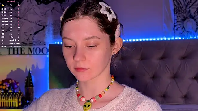 IrisPurrphy online show from 15, 12, 2025