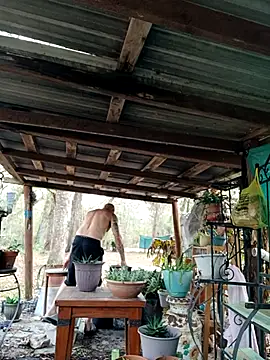 ShawnandDani7074 online show from 9, 3, 2026