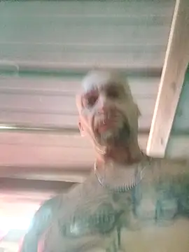 ShawnandDani7074 online show from 17, 4, 2026