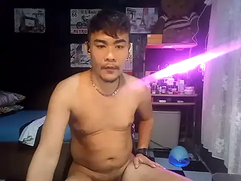 Snapshot of Jheboi69xxx chatting on 7, 10, 2025 Jheboi69xxx online show from 7, 10, 2025