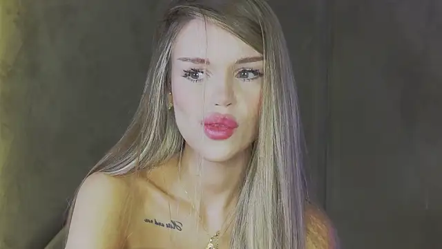 MarilynNova online show from 17, 7, 2026