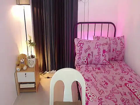 YoungFreshMaria69 online show from 10, 6, 2026