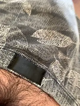 MuzzyFacing online show from 15, 4, 2026