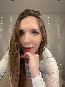Snapshot of LINA_ALL_EYES_ON_YOU chatting on 28, 7, 2026 LINA ALL EYES ON YOU online show from 28, 7, 2026
