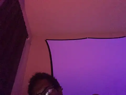 Snapshot of Triggerhappycj100 chatting on 4, 10, 2025 Triggerhappycj100 online show from 4, 10, 2025