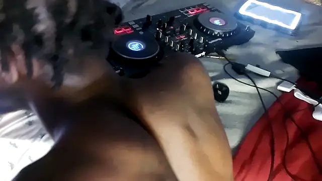 Snapshot of Triggerhappycj100 chatting on 8, 2, 2026 Triggerhappycj100 online show from 8, 2, 2026