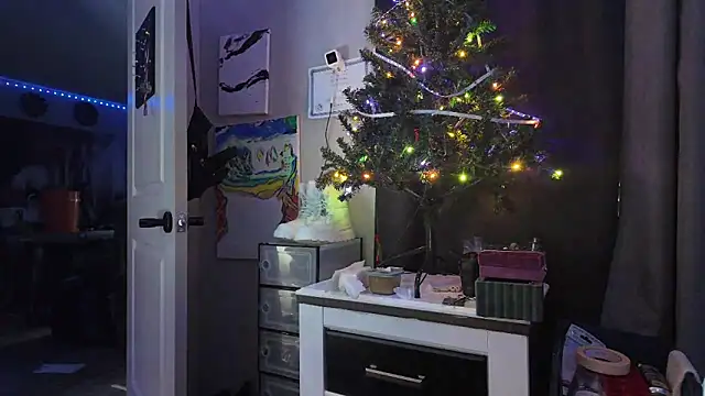 Triggerhappycj100 online show from 25, 3, 2026