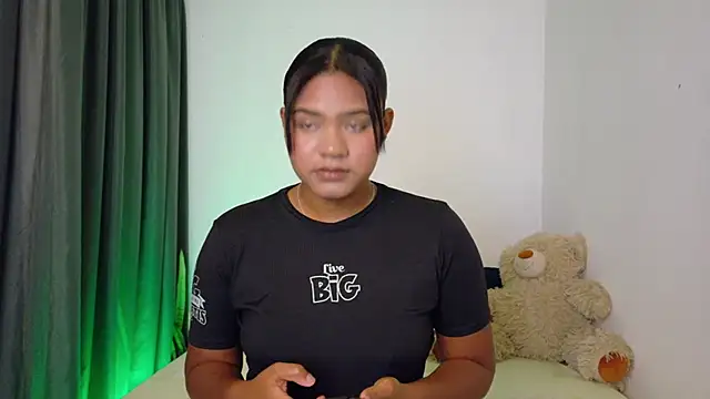 Snapshot of nudesketch1 chatting on 14, 9, 2025 nudesketch1 online show from 14, 9, 2025