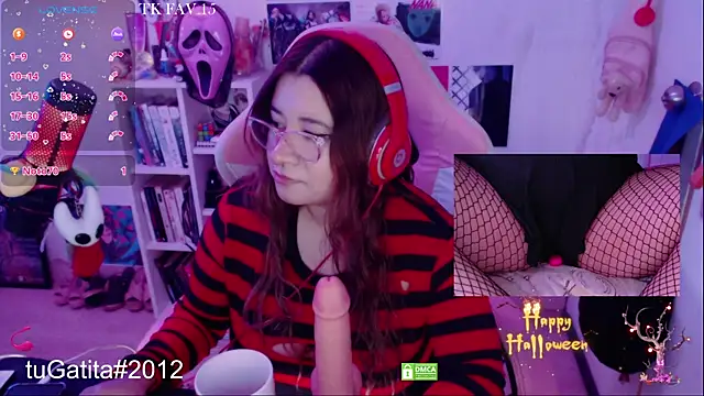 Pink girl0n online show from 2, 11, 2025