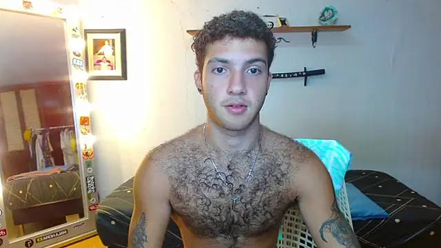 Snapshot of ocean_boy chatting on 8, 10, 2025 ocean boy online show from 8, 10, 2025
