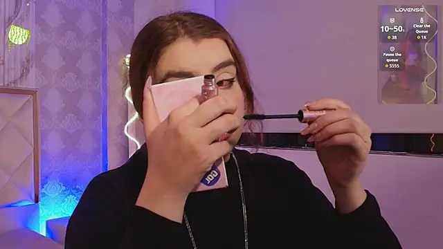 Naomy tay1 online show from 5, 2, 2026