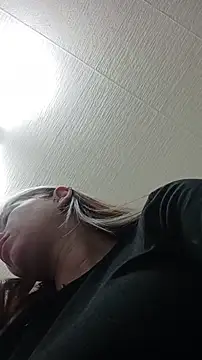 Reina Cummings online show from 7, 1, 2026