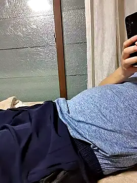 starvingo2002 online show from 18, 12, 2025