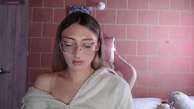 Andrea camilaaa online show from 9, 9, 2025