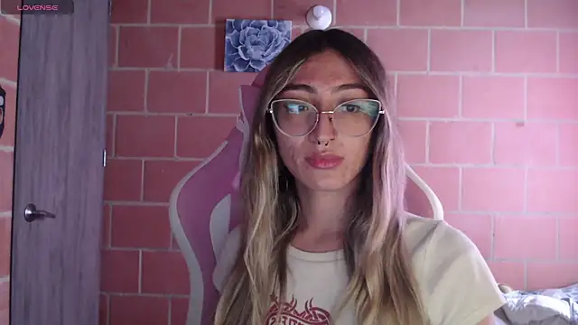 Andrea camilaaa online show from 28, 10, 2025