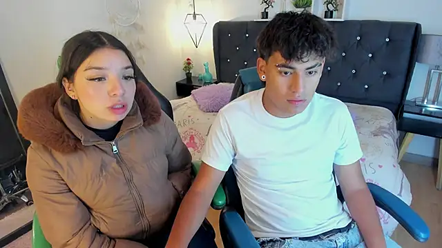 Snapshot of Yiing_and_yang chatting on 10, 10, 2025 Yiing and yang online show from 10, 10, 2025