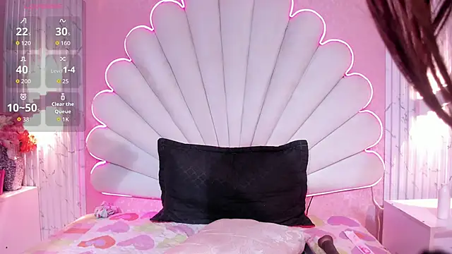 Snapshot of MisRoos chatting on 11, 11, 2025 MisRoos online show from 11, 11, 2025