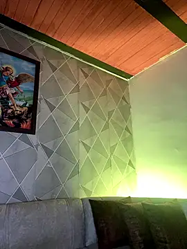 Snapshot of Alisse_taylor2 chatting on 7, 1, 2026 Alisse taylor2 online show from 7, 1, 2026