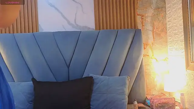 Snapshot of angel__red_ chatting on 25, 3, 2026 angel red online show from 25, 3, 2026