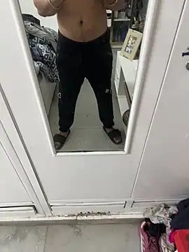 Snapshot of 7_INCH_MONSTER chatting on 16, 2, 2026 7 INCH MONSTER online show from 16, 2, 2026