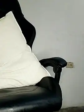 Snapshot of Bosssweet22cm chatting on 12, 2, 2026 Bosssweet22cm online show from 12, 2, 2026