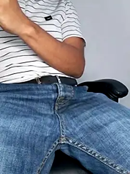 Snapshot of Bosssweet22cm chatting on 13, 2, 2026 Bosssweet22cm online show from 13, 2, 2026