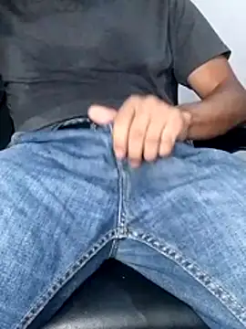 Snapshot of Bosssweet22cm chatting on 17, 2, 2026 Bosssweet22cm online show from 17, 2, 2026