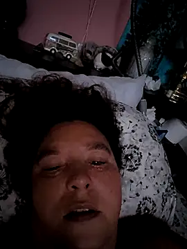 Snapshot of lil-gemini-hippy chatting on 12, 10, 2025 lil-gemini-hippy online show from 12, 10, 2025