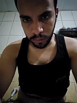 Snapshot of LOAY1997 chatting on 4, 11, 2025 LOAY1997 online show from 4, 11, 2025