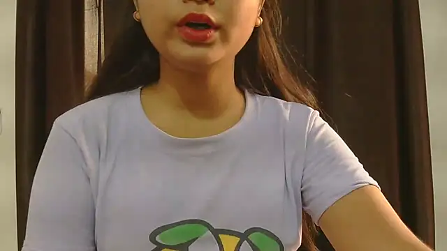Snapshot of Cute-Bacchi chatting on 28, 9, 2025 Cute-Bacchi online show from 28, 9, 2025