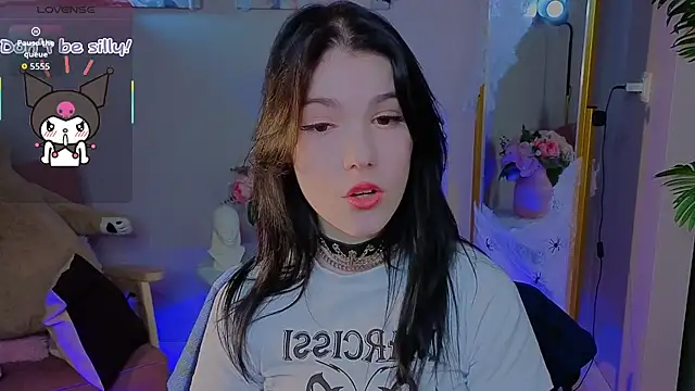 Sophie SkyAngel online show from 28, 10, 2025