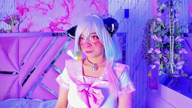 Akane Hikari  online show from 9, 10, 2025