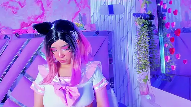 Akane Hikari  online show from 14, 4, 2026