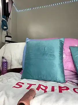 Celeste3 online show from 10, 3, 2026