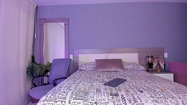 Alaiaguerra online show from 23, 10, 2025