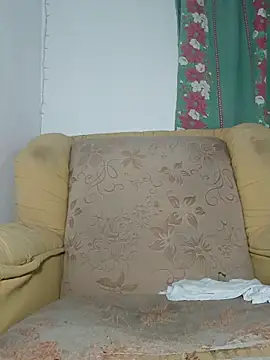 Snapshot of alex-golden chatting on 4, 12, 2025 alex-golden online show from 4, 12, 2025