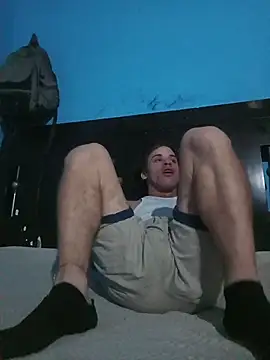 Snapshot of alex-golden chatting on 18, 2, 2026 alex-golden online show from 18, 2, 2026