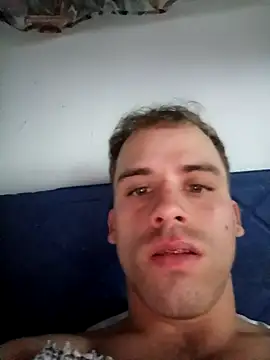 Snapshot of alex-golden chatting on 25, 3, 2026 alex-golden online show from 25, 3, 2026