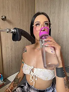 ValentinaBianchi online show from 4, 3, 2026