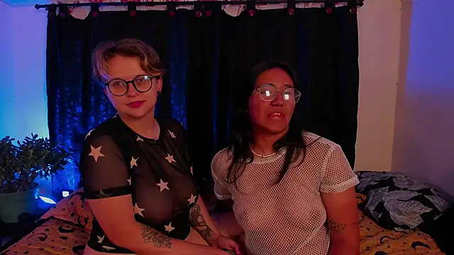 Snapshot of CrazyCakes_ chatting on 24, 9, 2025 CrazyCakes online show from 24, 9, 2025