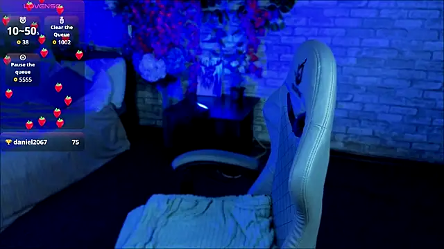 Mira Fyre online show from 13, 10, 2025