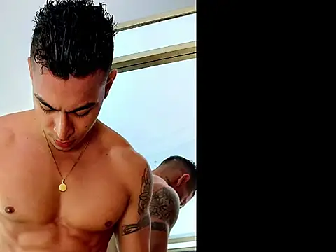 cristopher 22cm online show from 9, 1, 2026